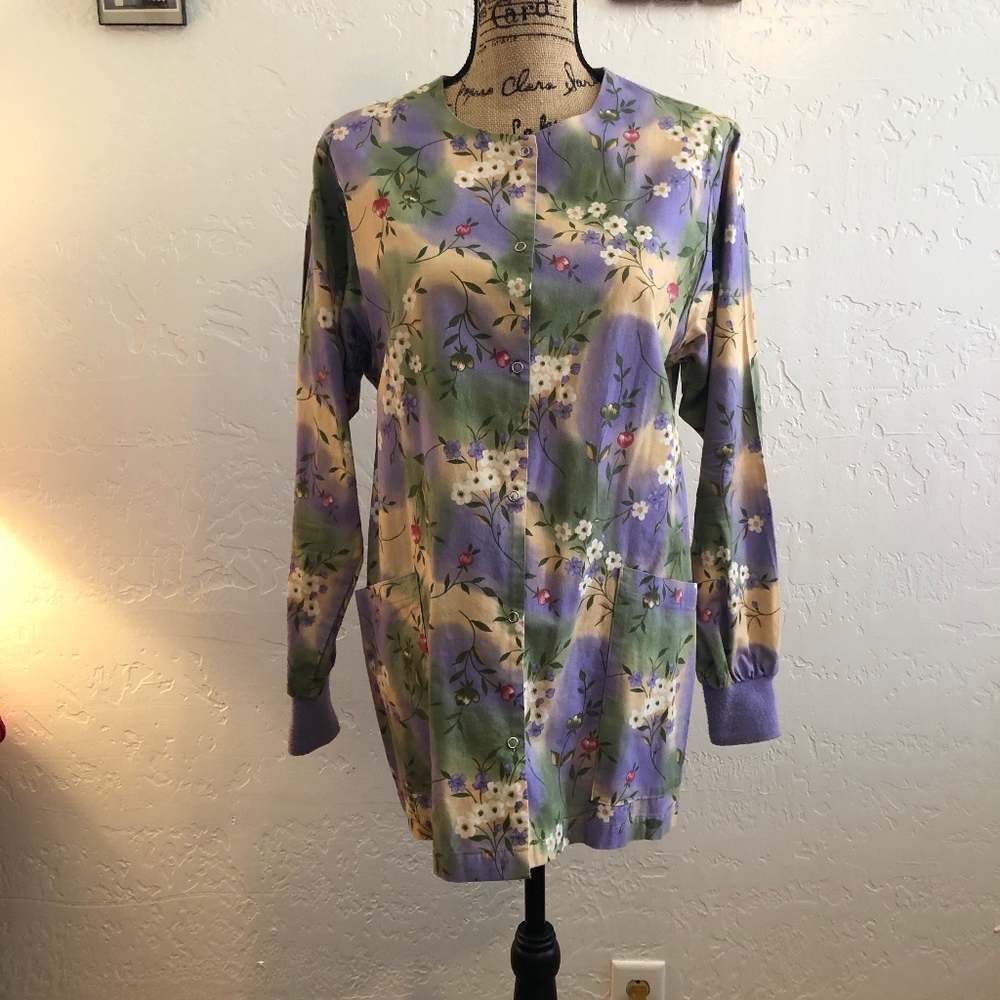 Cotton Club lab coat, size medium